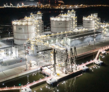 Spłata zobowiązań Grupy Azoty Polyolefins wobec instytucji finansujących projekt Polimery Police